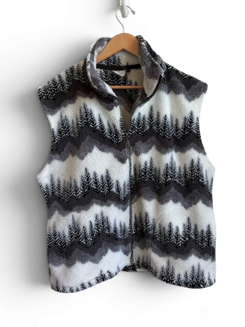 Winter Forest Sherpa Fleece Vest  Gray White Tree Print Zip Front MEDIUM